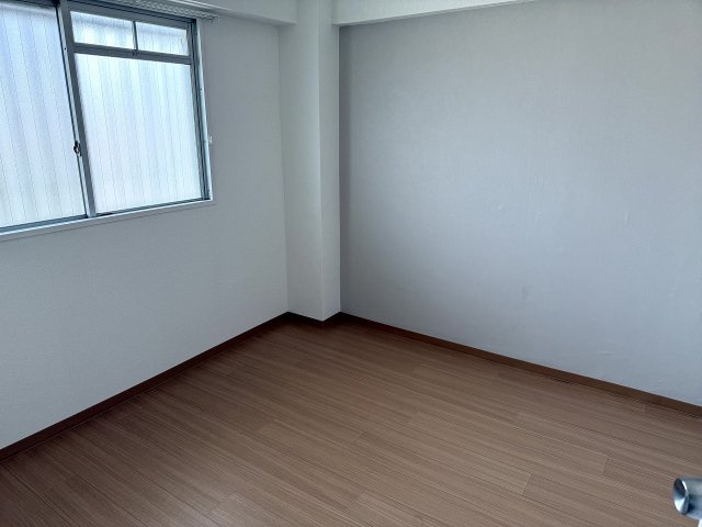 皐月マンションの洋室