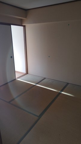 皐月マンションの和室