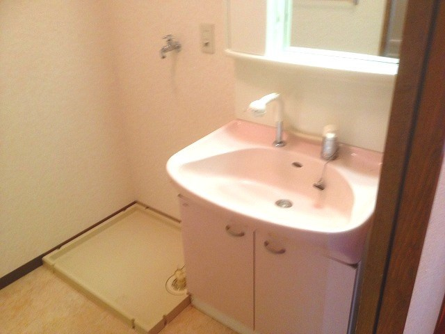 マノワールＩＮＯの洗面所