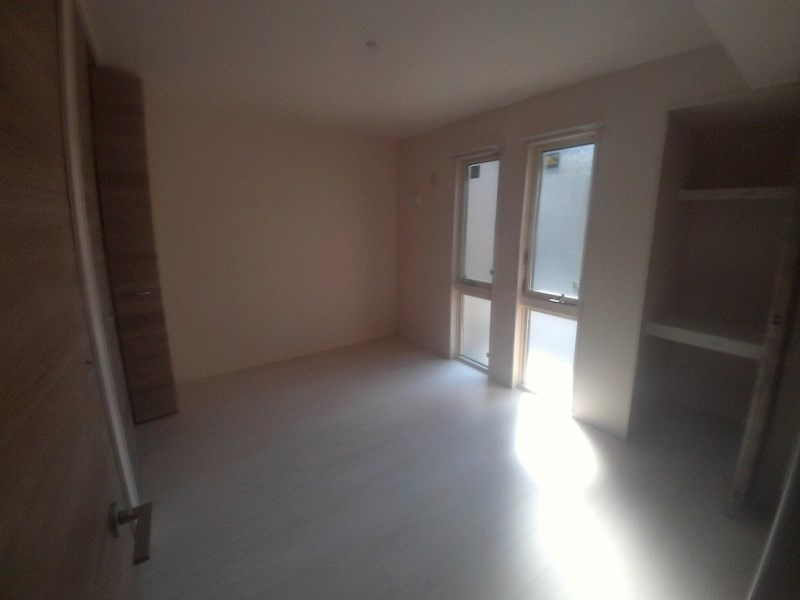 アンソレイエファミーユの洋室