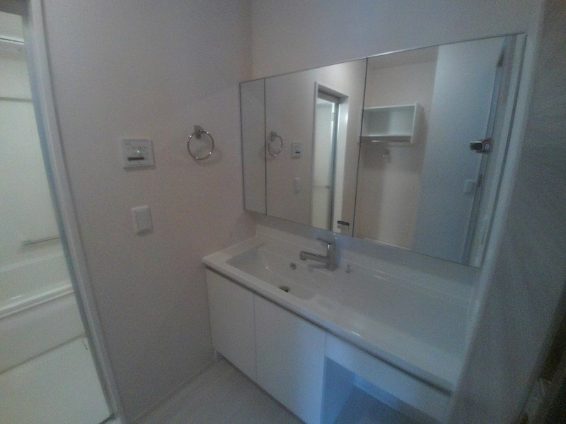 アンソレイエファミーユの洗面所