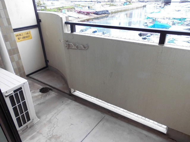 YKハイツ相生町のバルコニー