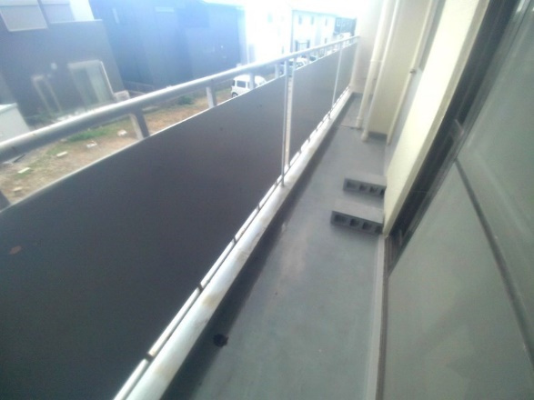 大蔵谷住宅のバルコニー