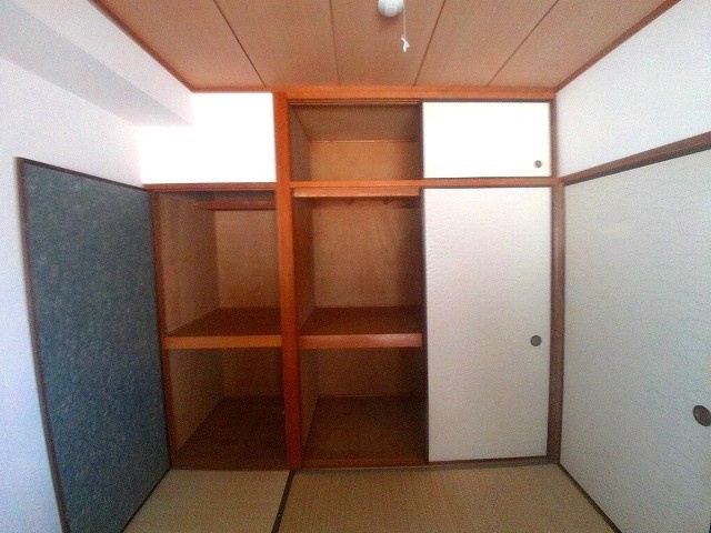 プレジオ王塚台の収納
