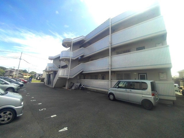 プレジオ王塚台の外観