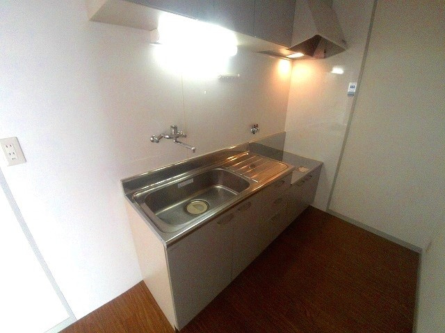 プレジオ王塚台のキッチン