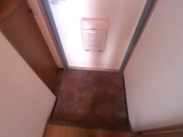 梅田ビルの玄関