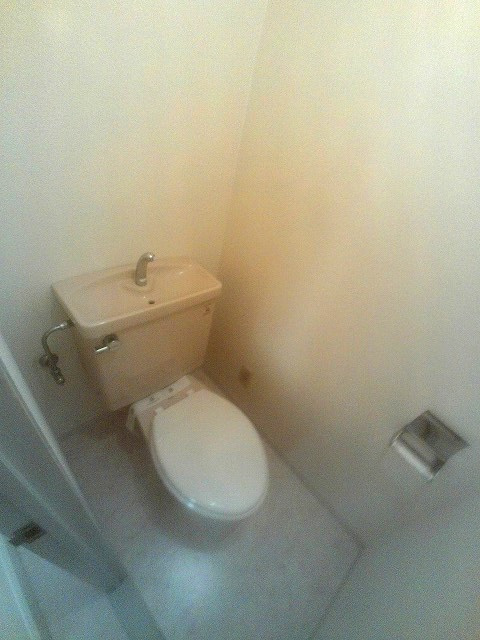 シャトー第一土山のトイレ