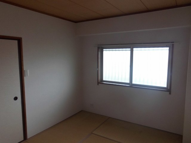 ビューハイツの和室