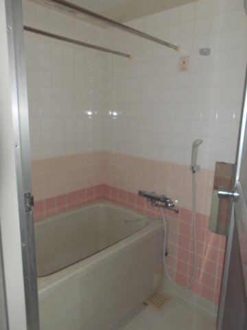 ビューハイツの浴室