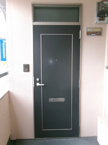 マンション大塚の玄関