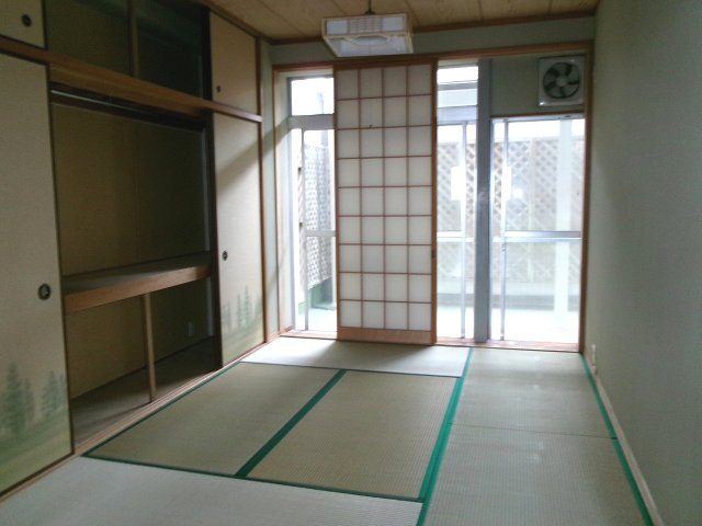 マンション大塚の和室