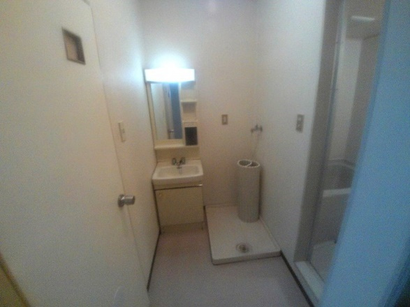 辻王ハイツの洗面所