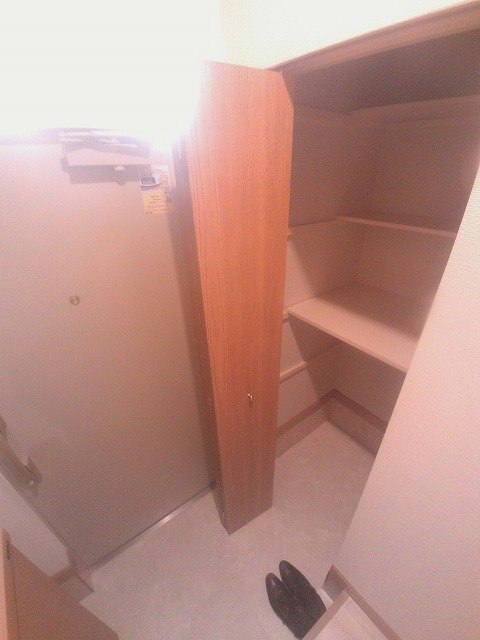 メルベーユ神戸の玄関