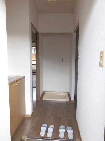 アムールKOHBEの玄関