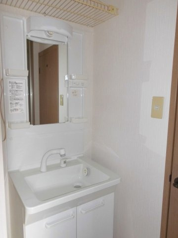 アムールKOHBEの洗面所