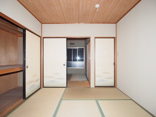 大久保町大窪戸建の和室|1階和室6.0帖