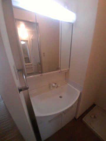 エスポワール二見の洗面所