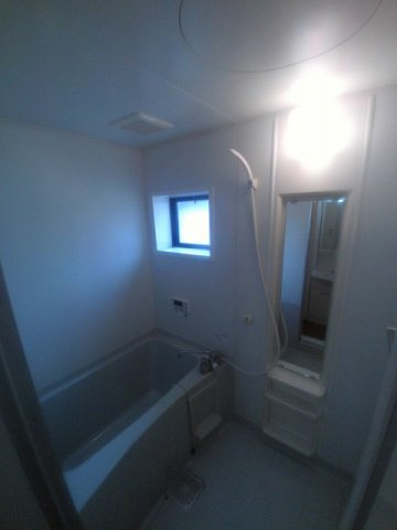 エスポワール二見の浴室