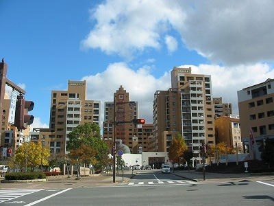 三田カルチャータウン・リフォレB棟の外観