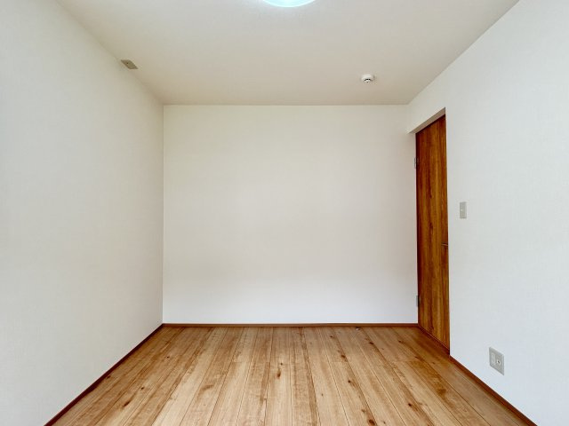 高知市五台山　中古住宅の洋室|1F