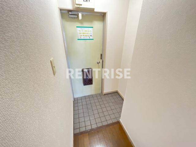 サンパレス尾崎の玄関|玄関