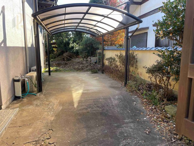 つくば市要　中古戸建ての駐車場|カースペースは2台お停めいただけます♪

