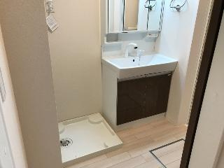 毛呂山町岩井東1丁目アパート新築工事の洗面所|洗髪洗面化粧台（イメージ）