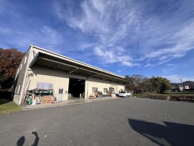 【外観】 | 加西市鎮岩町　貸倉庫