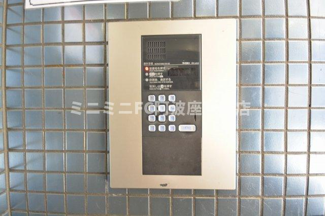 Y`s朝潮橋駅前のセキュリティ
