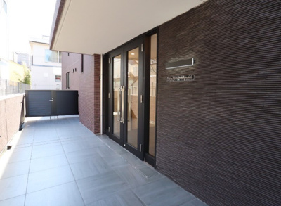 【エントランス】 | THE CLASS EXCLUSIVE RESIDENCE