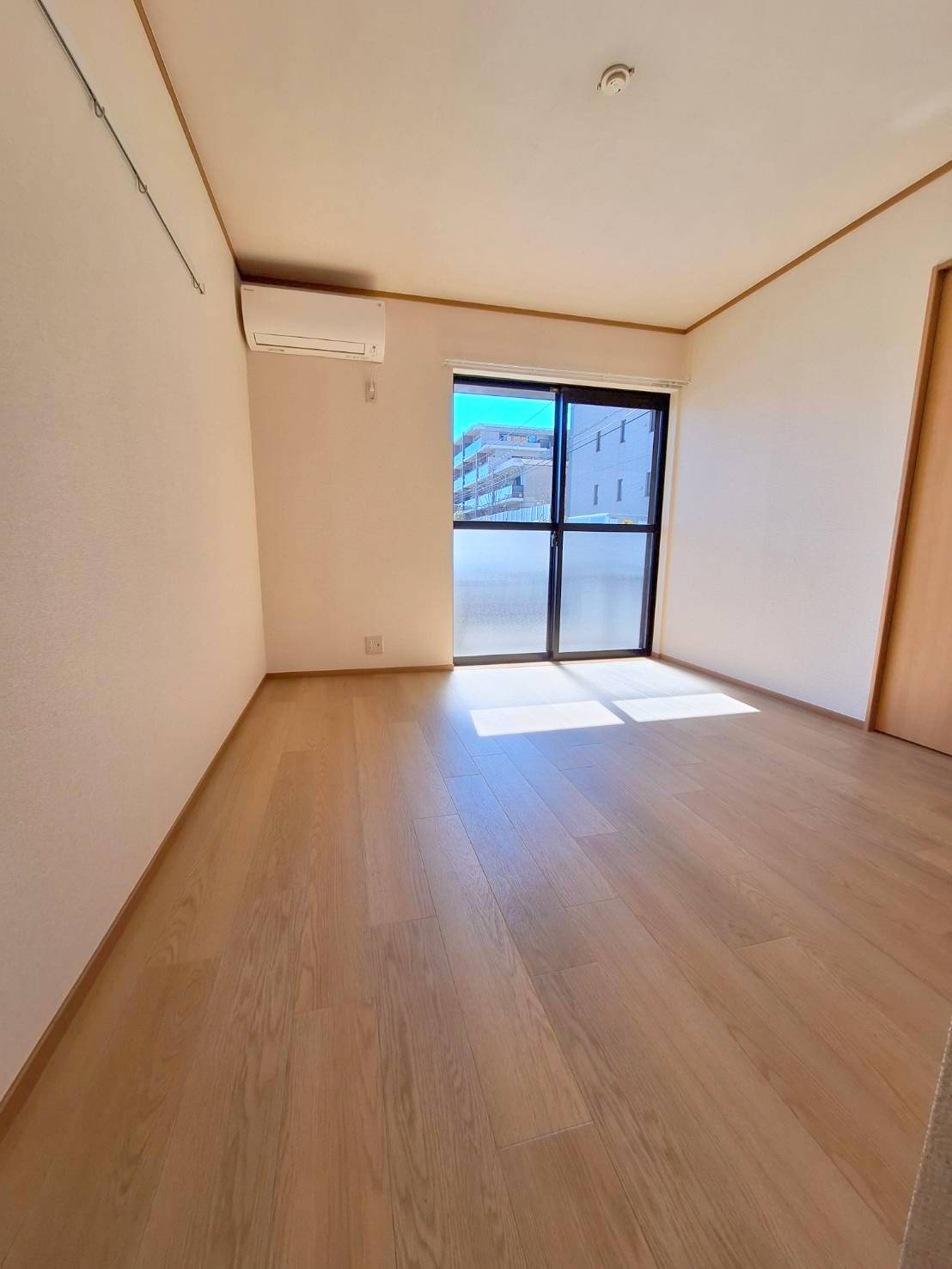 フレグランスＳ・Ｋの居間・リビング|洋室６帖２部屋はどちらを寝室でも