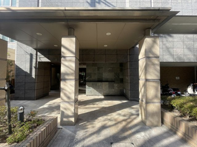 【エントランス】 | セラフィ―コート千里中央