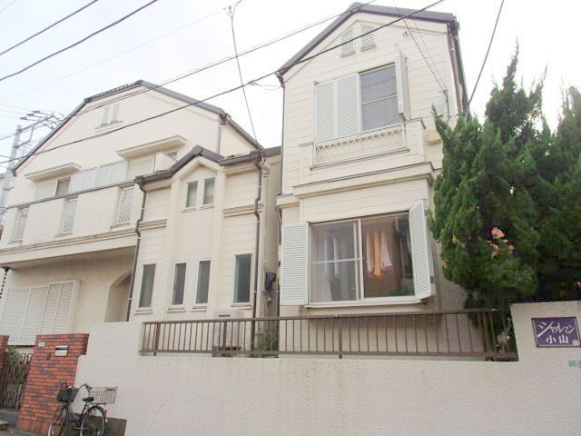 シャルマン小山の外観|★都立大学・学芸大学の２駅徒歩圏です★