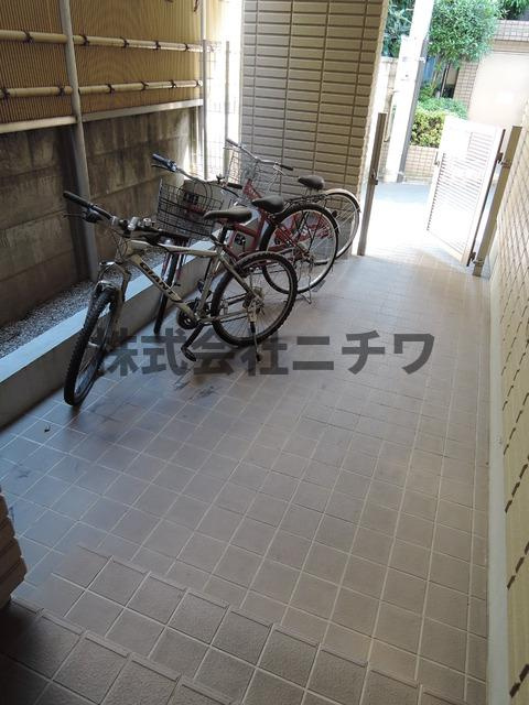 セントラル高田馬場のエントランス|★駐輪場
