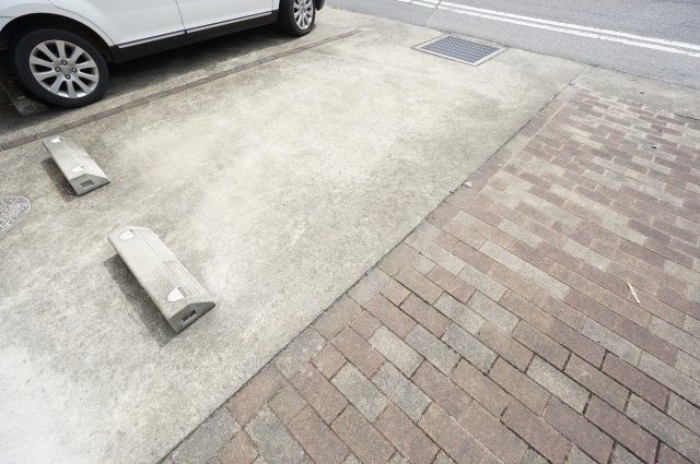 ポローニアハイムの駐車場