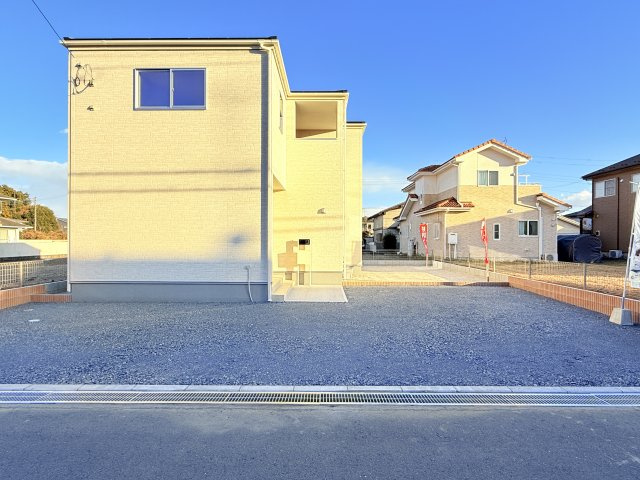 小美玉市北浦団地4期　新築戸建て　1号棟の駐車場