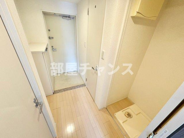 KDXレジデンス神宮前の玄関