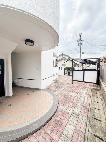 レジデンシャルウエストサイドのエントランス|清潔なエントランス★