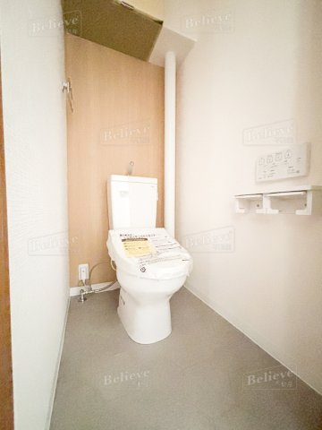 レジデンシャルウエストサイドのトイレ|嬉しい温水洗浄便座付き♪