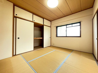 【寝室】 | デセンシア