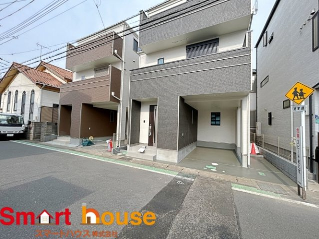 大和市上草柳　新築２棟！の前面道路含む現地写真