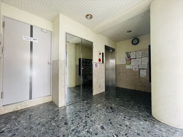 【エントランス】 | フィオレ井尻