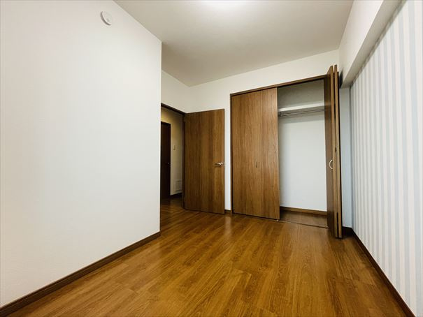 【洋室】 | フィオレ井尻