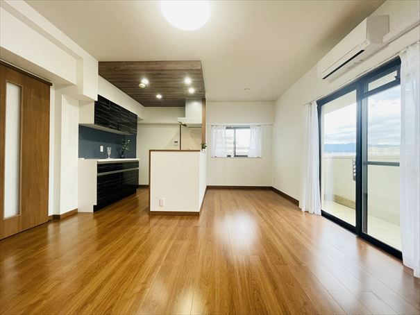 【居間・リビング】 | フィオレ井尻