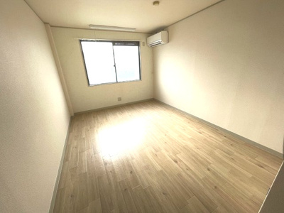 【居間・リビング】 | 大和ハイツ | おしゃれな居間です