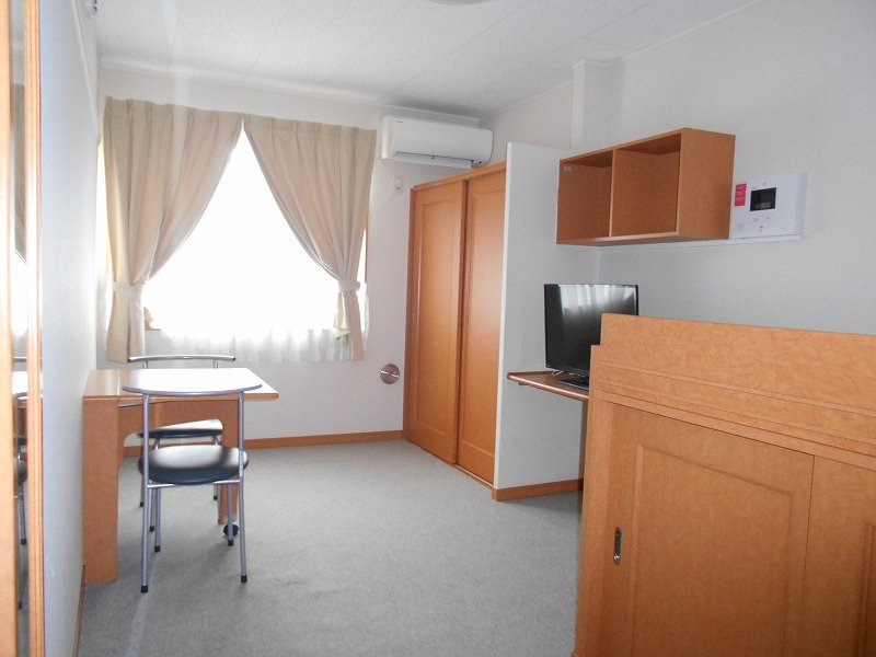 レオパレスティアラの居間・リビング