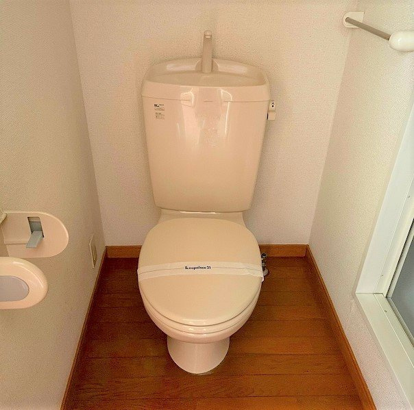 レオパレスティアラのトイレ