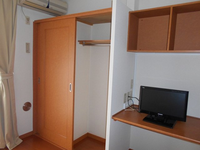 レオパレスティアラの収納