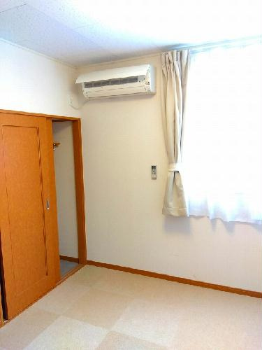 レオパレスれいめいの居間・リビング